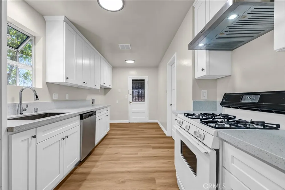 1404 Violeta Alhambra, CA 91801