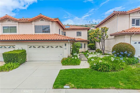 6527 Beachview Drive