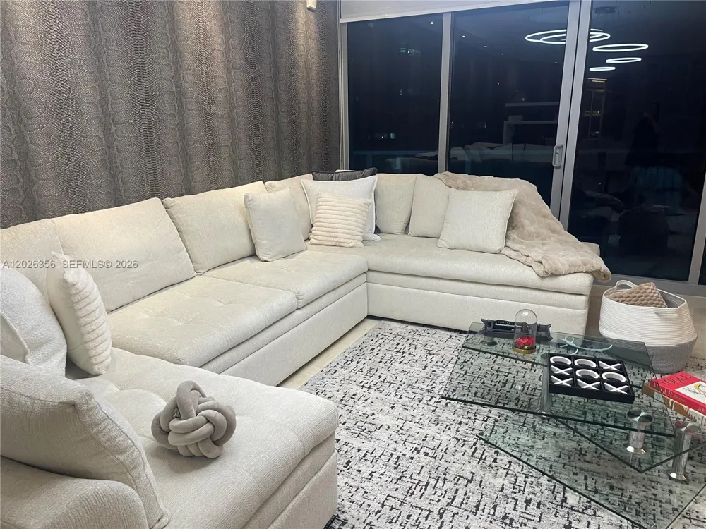3101 S Ocean Dr #1707 Hollywood, FL 33019
