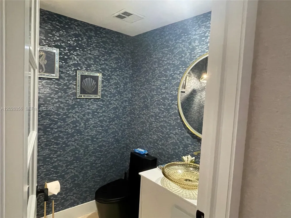 3101 S Ocean Dr #1707 Hollywood, FL 33019