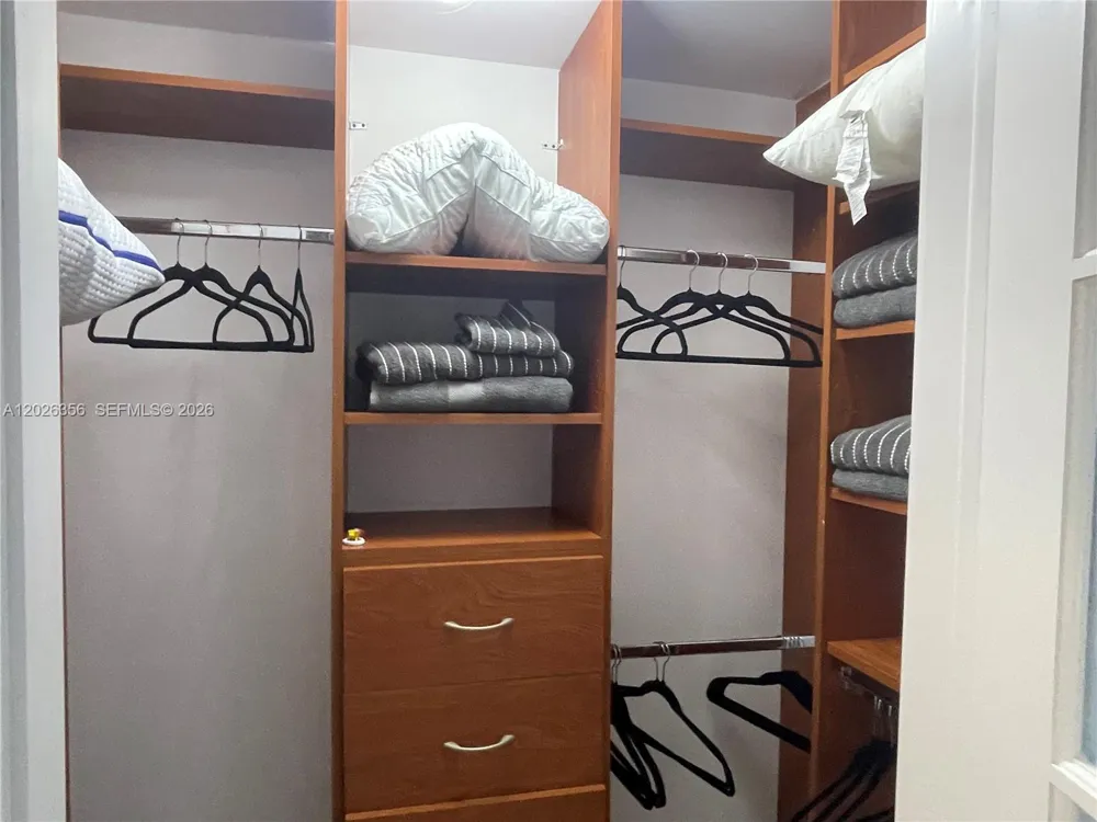 3101 S Ocean Dr #1707 Hollywood, FL 33019