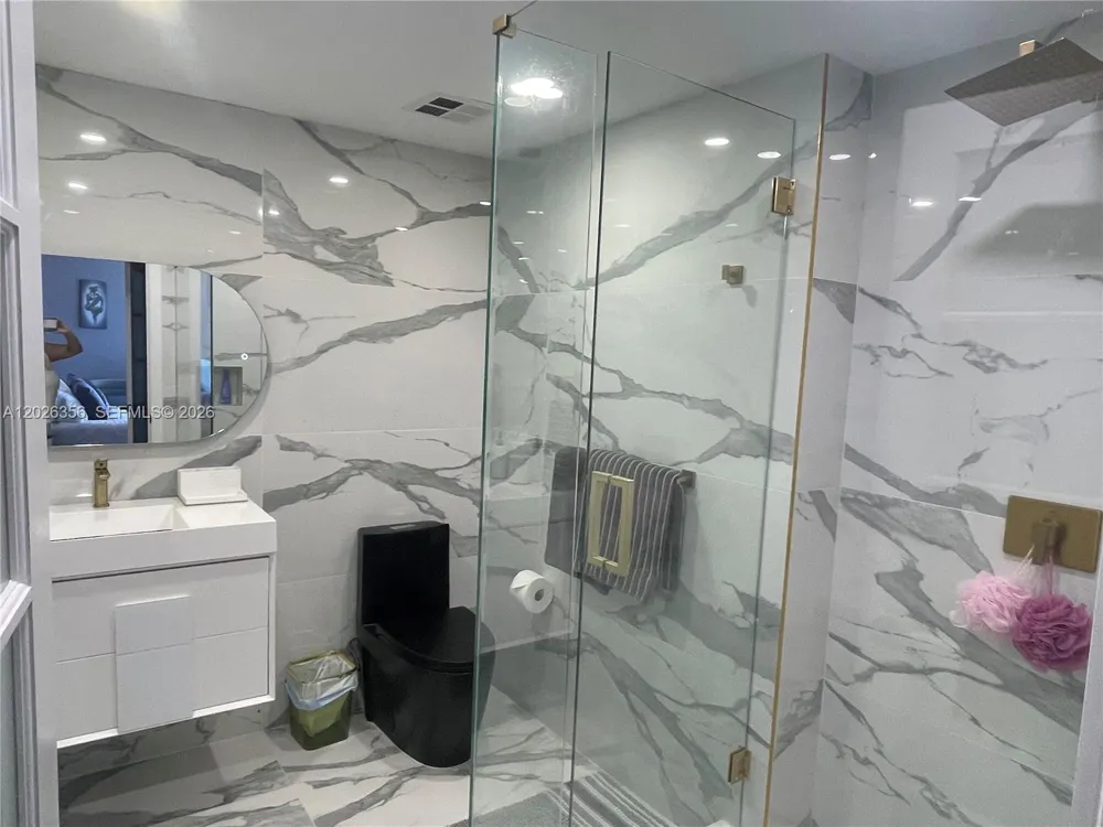 3101 S Ocean Dr #1707 Hollywood, FL 33019