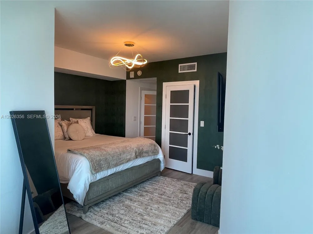 3101 S Ocean Dr #1707 Hollywood, FL 33019