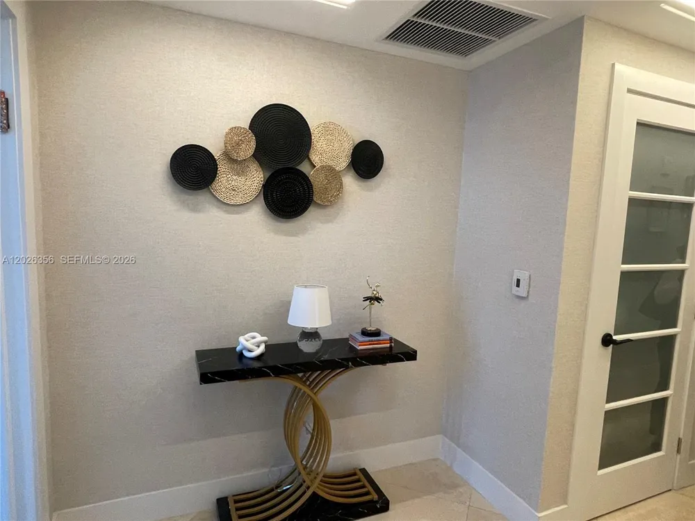 3101 S Ocean Dr #1707 Hollywood, FL 33019