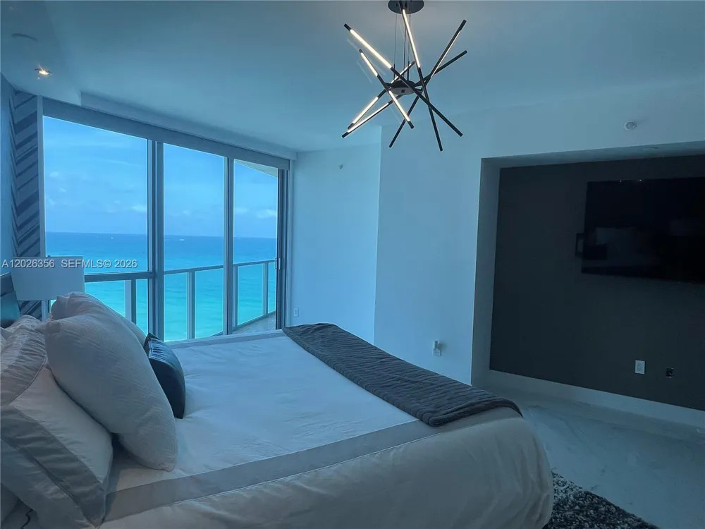 3101 S Ocean Dr #1707 Hollywood, FL 33019