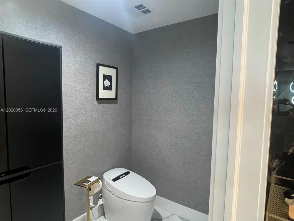 3101 S Ocean Dr #1707 Hollywood, FL 33019
