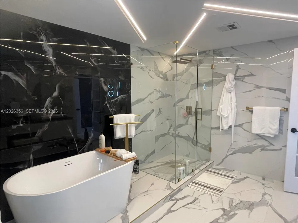 3101 S Ocean Dr #1707 Hollywood, FL 33019