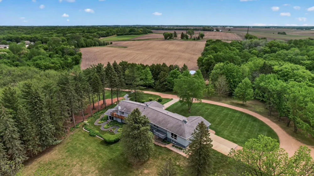 3251 W 173rd Street Jordan, MN 55352