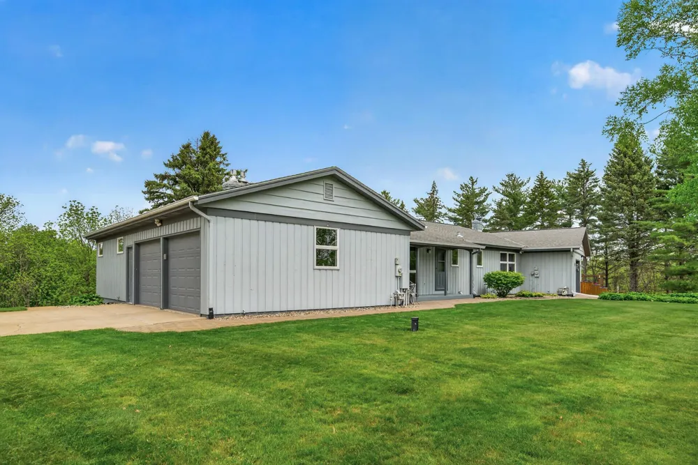 3251 W 173rd Street Jordan, MN 55352
