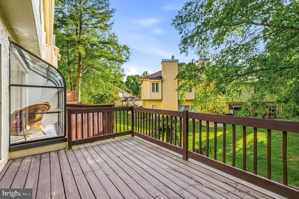 1606 CHANTICLEER Cherry Hill, NJ 08003