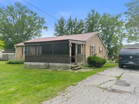 13722 Birch