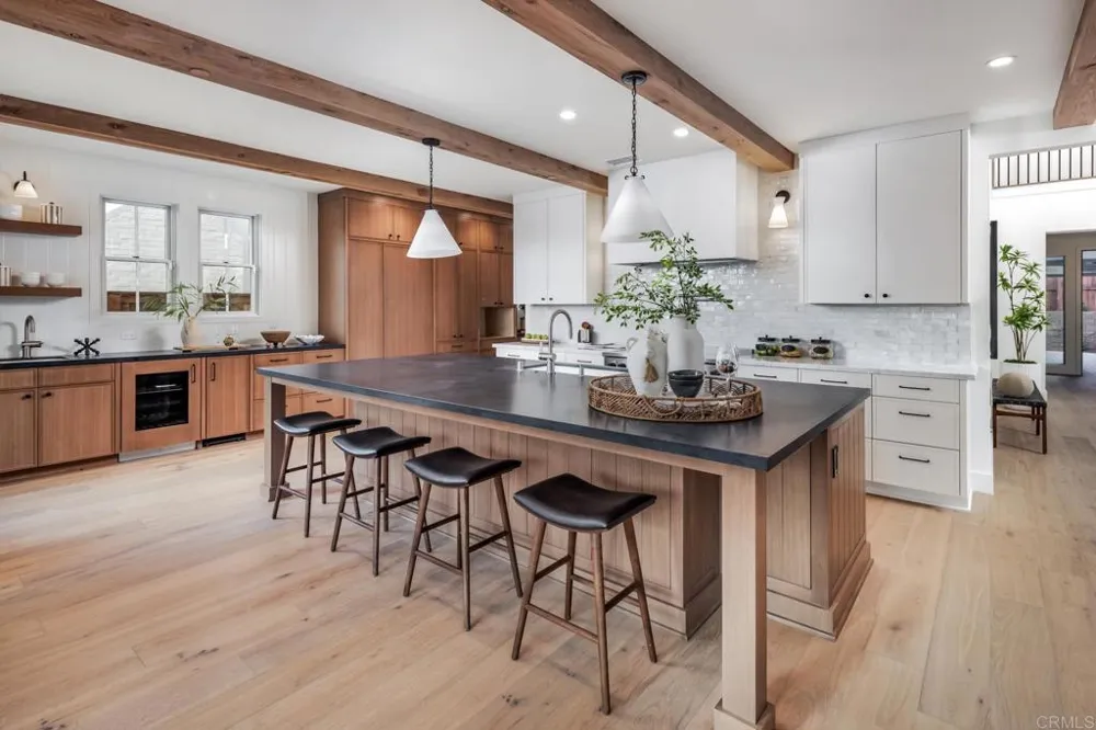 828 Conestoga Ct Encinitas, CA 92024