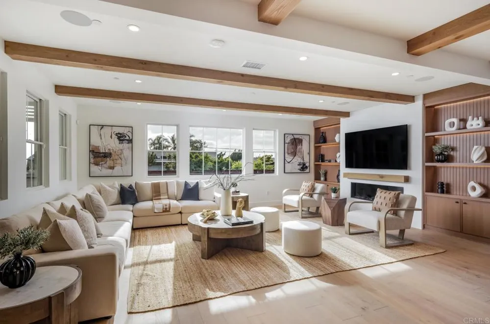 828 Conestoga Ct Encinitas, CA 92024