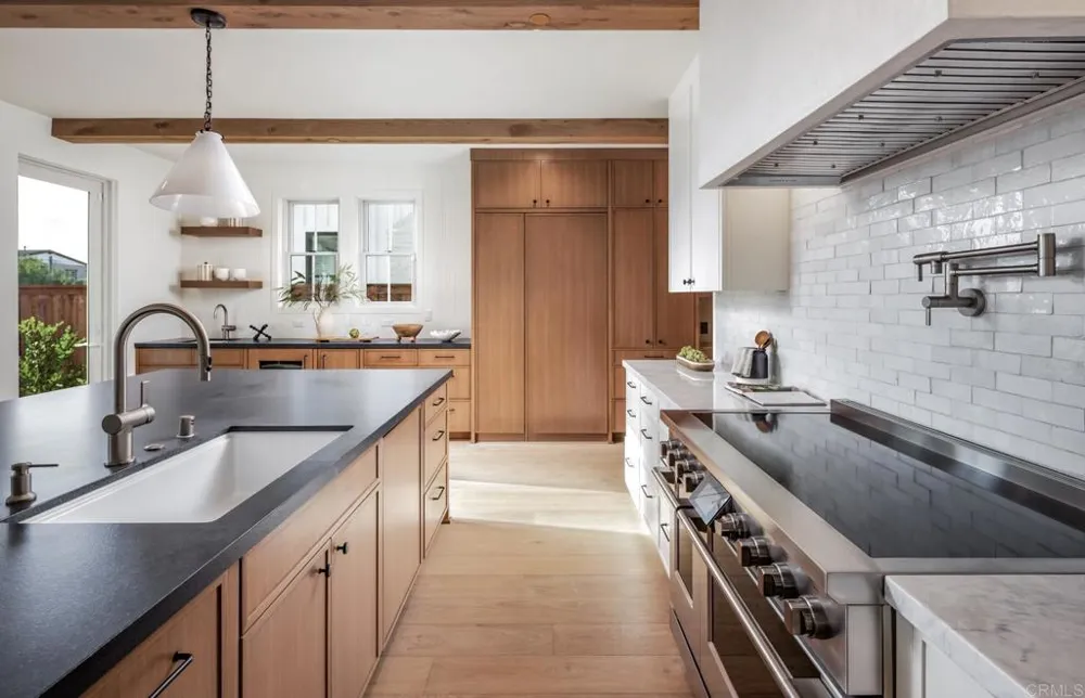 828 Conestoga Ct Encinitas, CA 92024