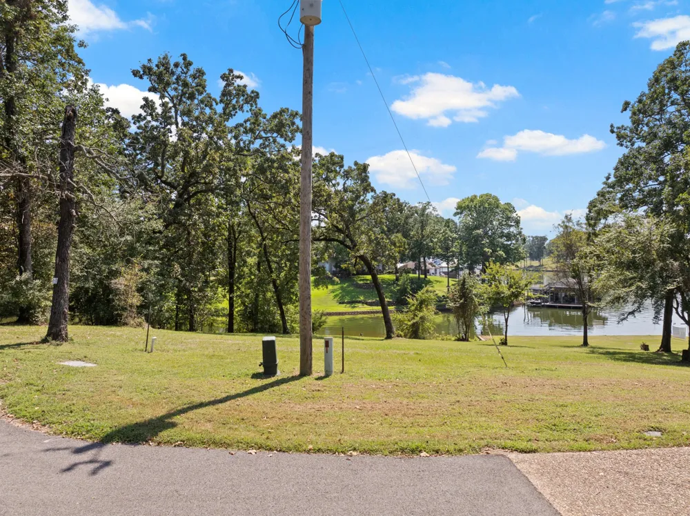 Private Road 52366 Pittsburg, TX 75686
