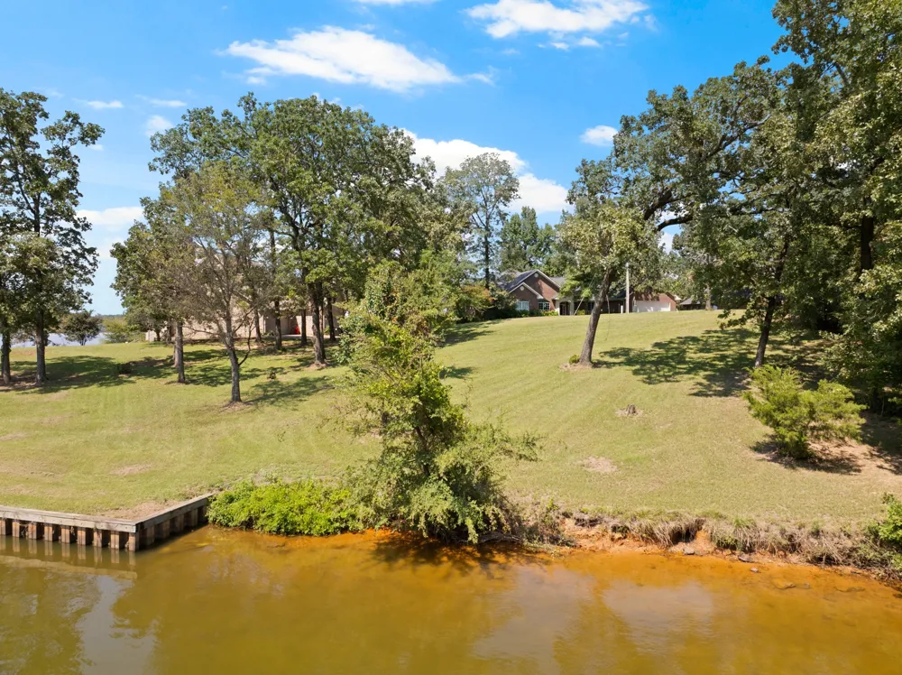 Private Road 52366 Pittsburg, TX 75686