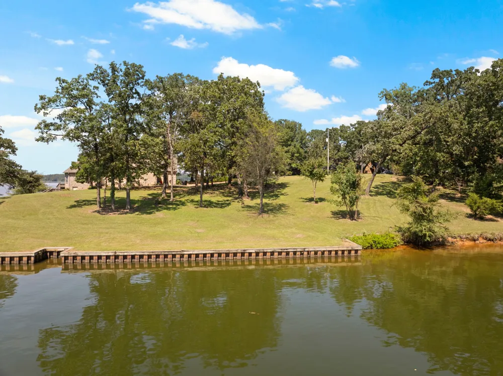 Private Road 52366 Pittsburg, TX 75686