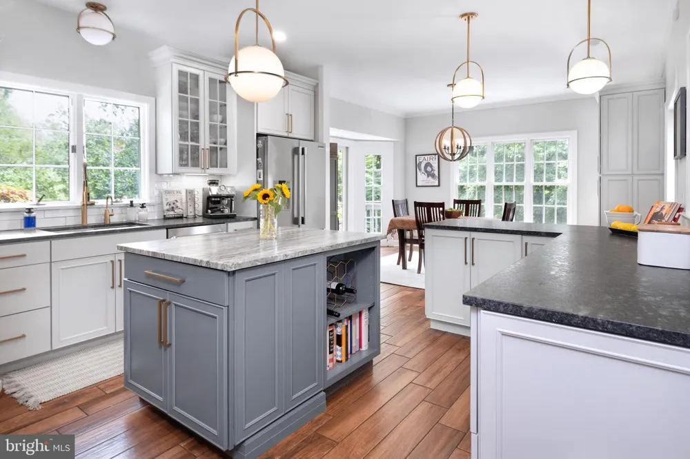 1 MICHAEL WAY Pennington, NJ 08534