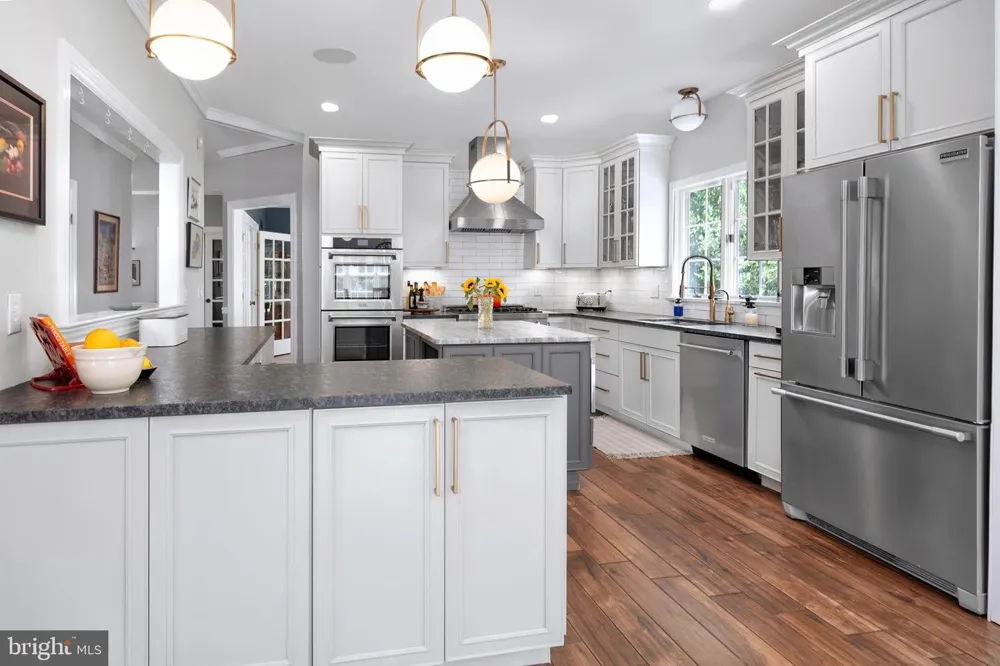 1 MICHAEL WAY Pennington, NJ 08534