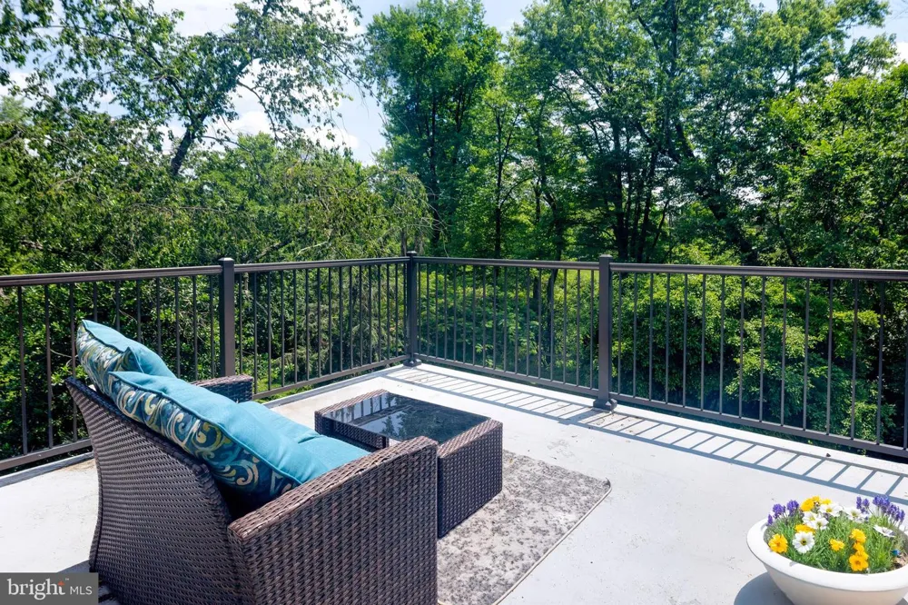 1 MICHAEL WAY Pennington, NJ 08534