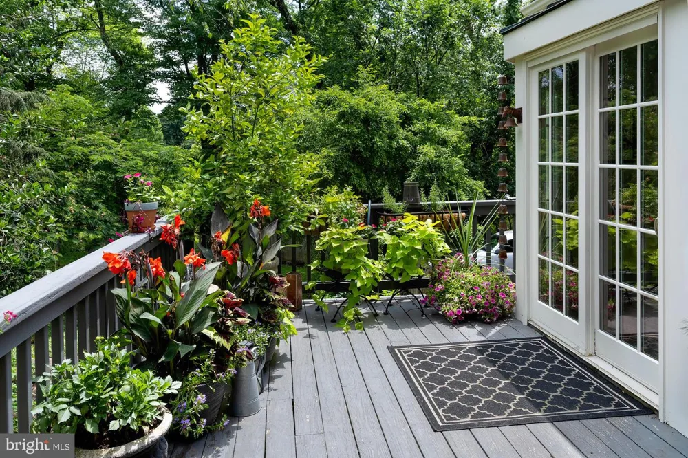 1 MICHAEL WAY Pennington, NJ 08534
