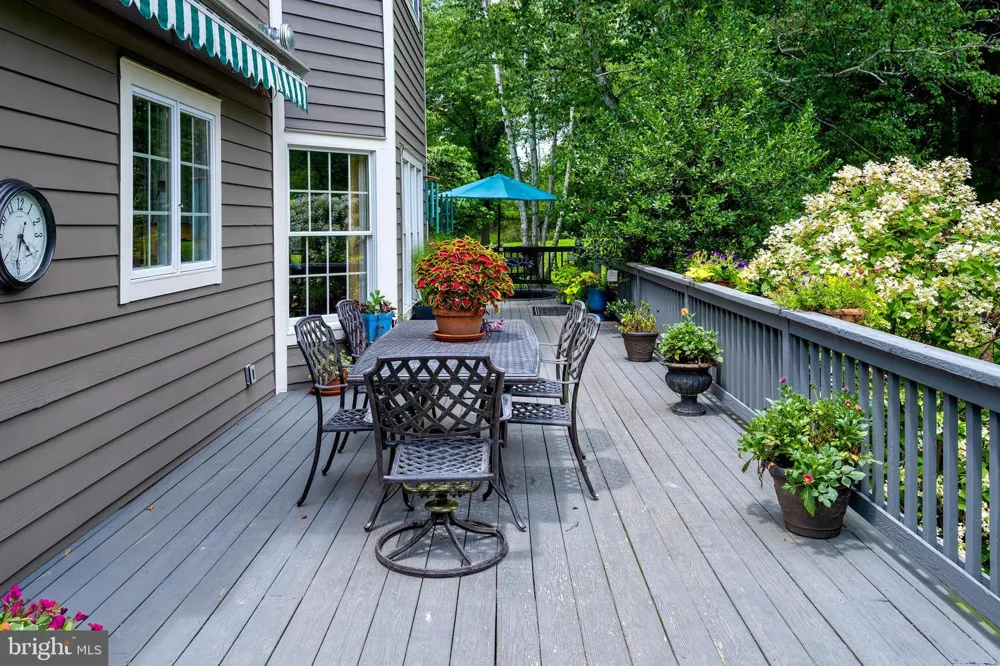 1 MICHAEL WAY Pennington, NJ 08534