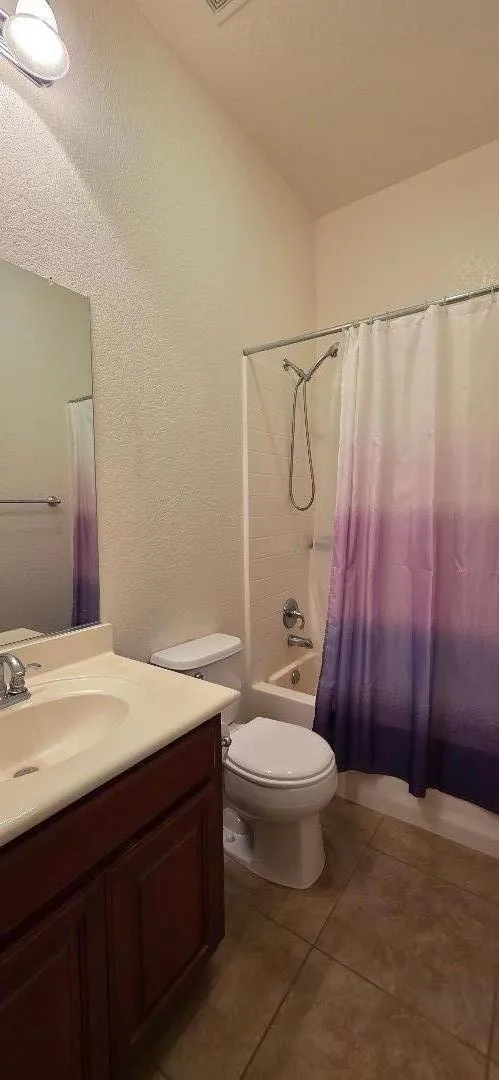 9403 Vintner Circle Patterson, CA 95363