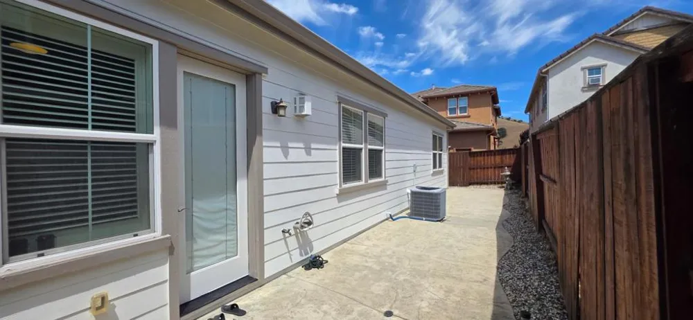 9403 Vintner Circle Patterson, CA 95363