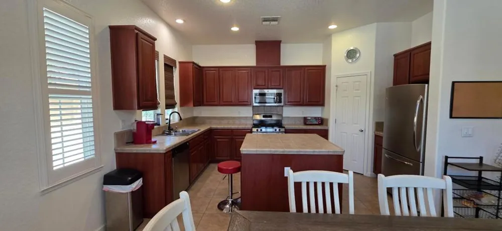 9403 Vintner Circle Patterson, CA 95363