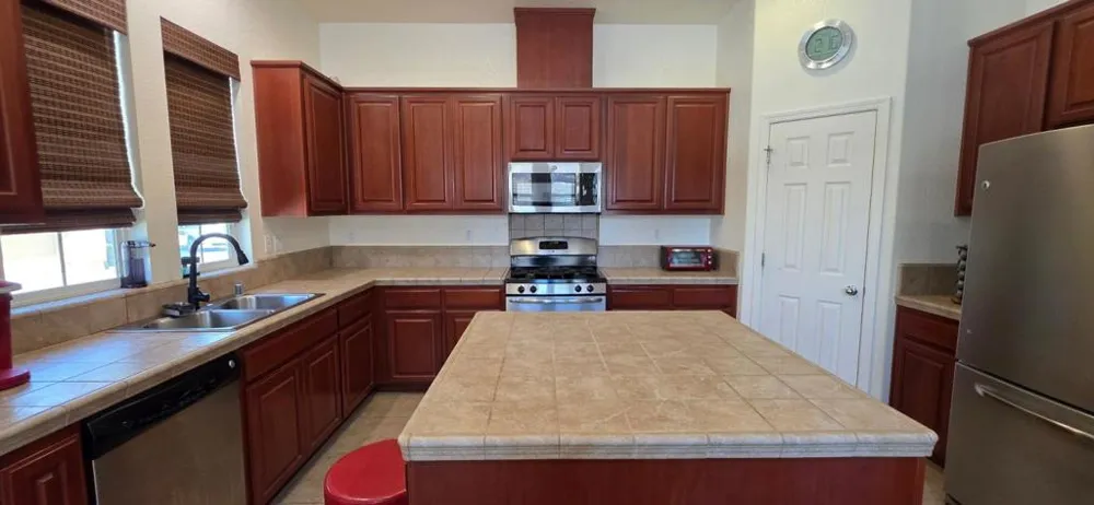 9403 Vintner Circle Patterson, CA 95363