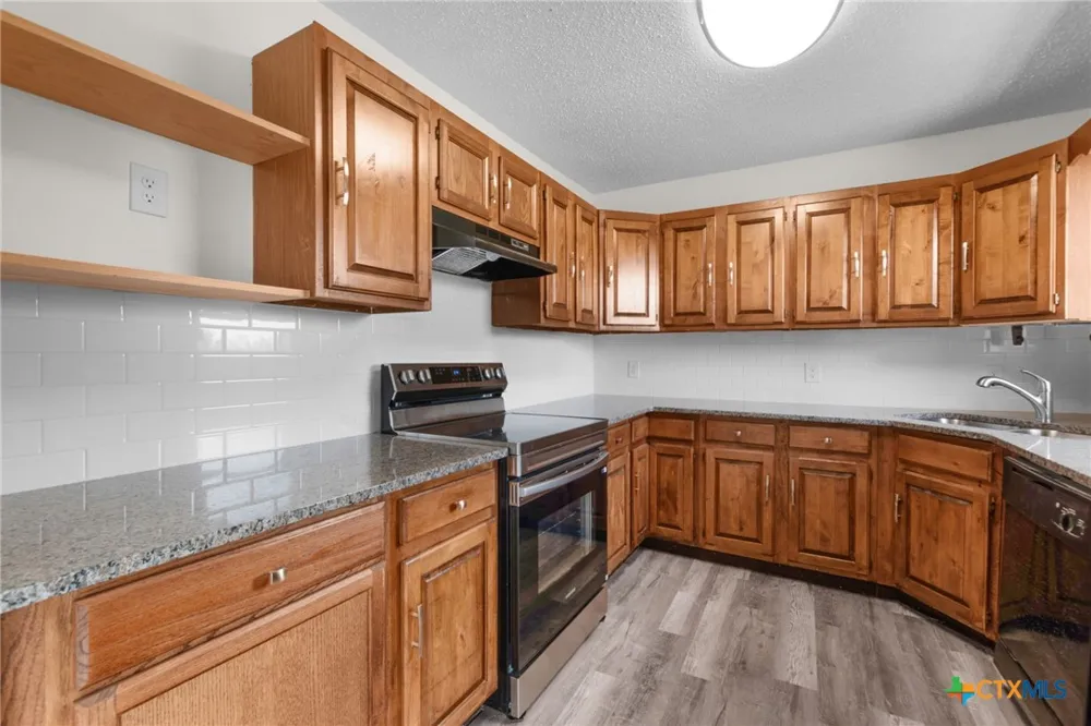 11126 E Fm 581 Lometa, TX 76853