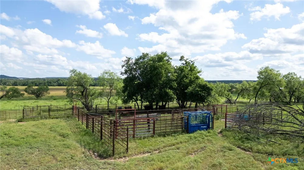 11126 E Fm 581 Lometa, TX 76853