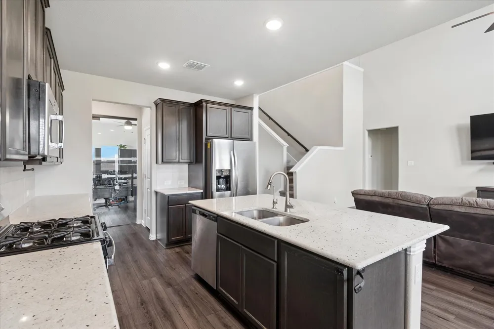 400 Acton Avenue Fort Worth, TX 76131