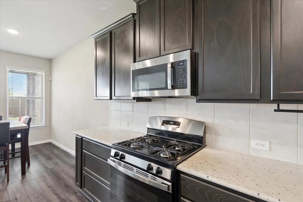 400 Acton Avenue Fort Worth, TX 76131