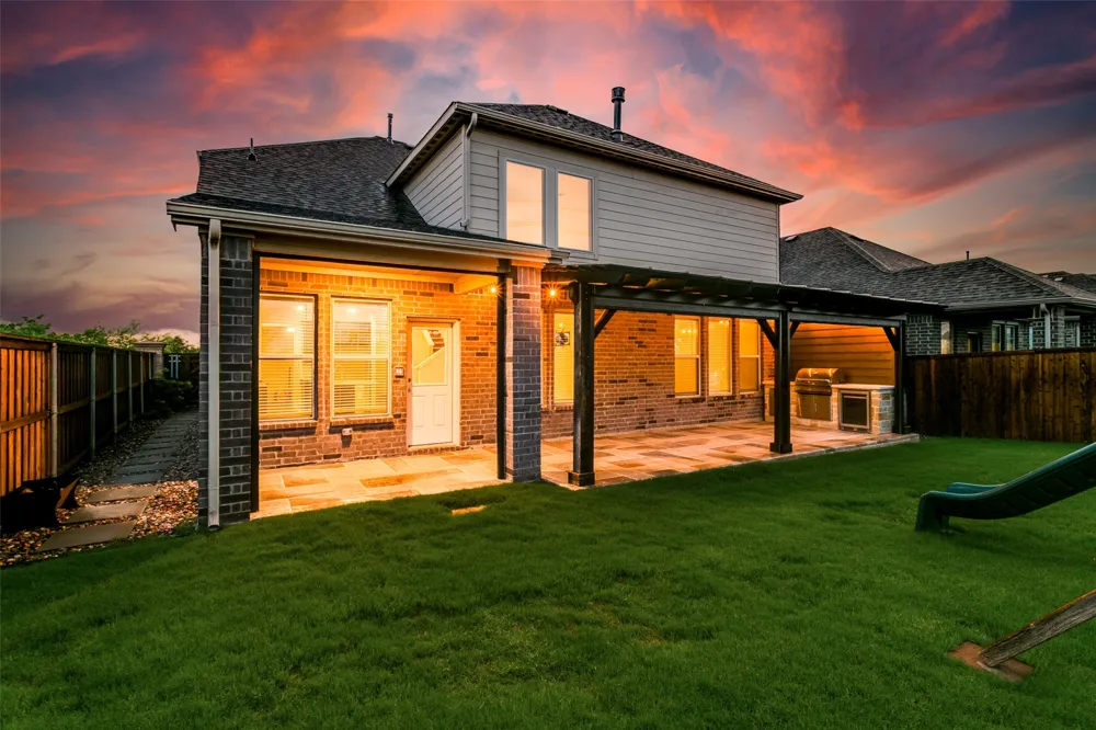 400 Acton Avenue Fort Worth, TX 76131