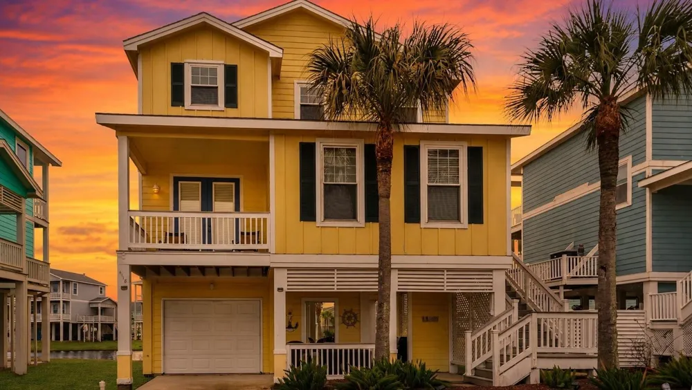 4118 Green Heron Drive Galveston, TX 77554