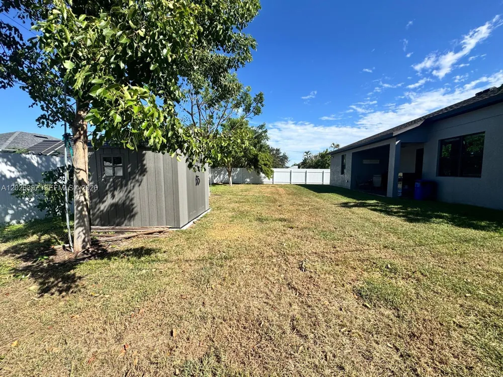 209 SE 26th Ter Cape Coral, FL 33904