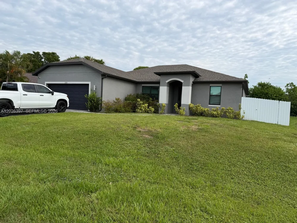 209 SE 26th Ter Cape Coral, FL 33904