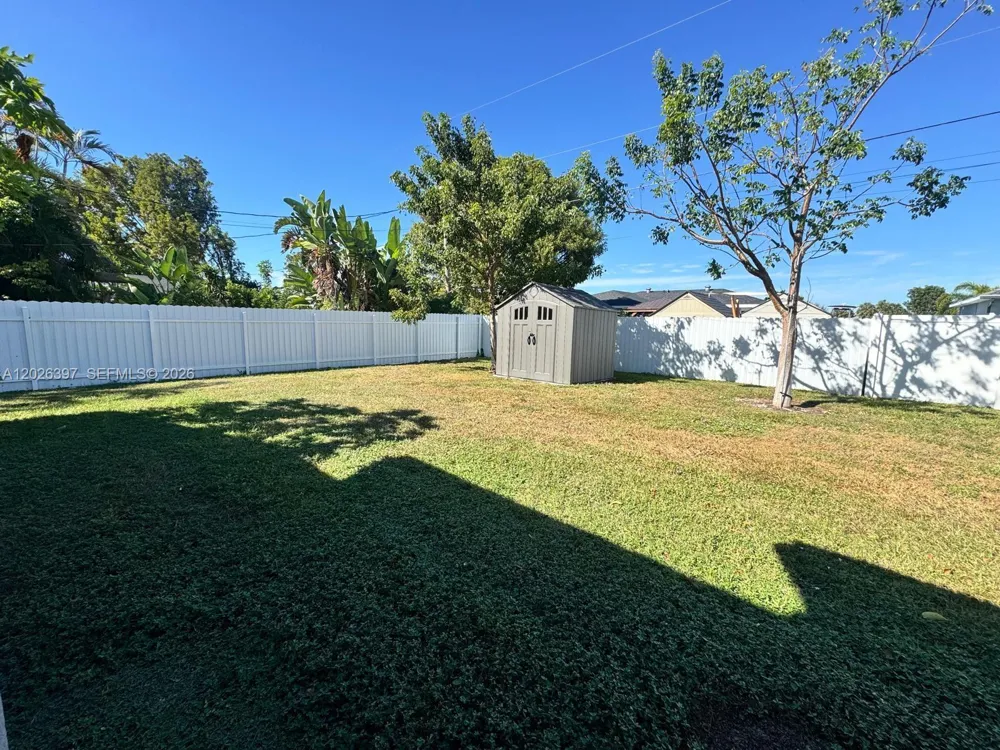 209 SE 26th Ter Cape Coral, FL 33904
