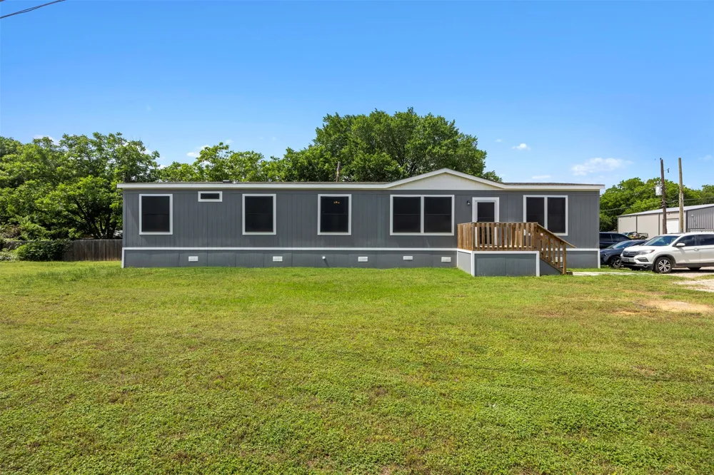 101 Syble Jean Drive Burleson, TX 76028