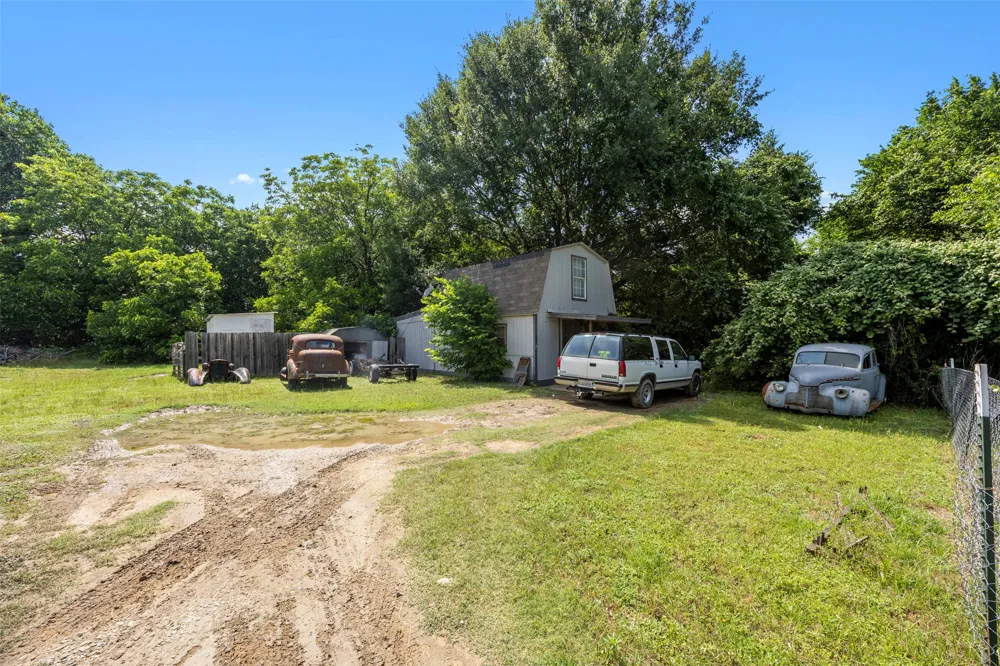 101 Syble Jean Drive Burleson, TX 76028