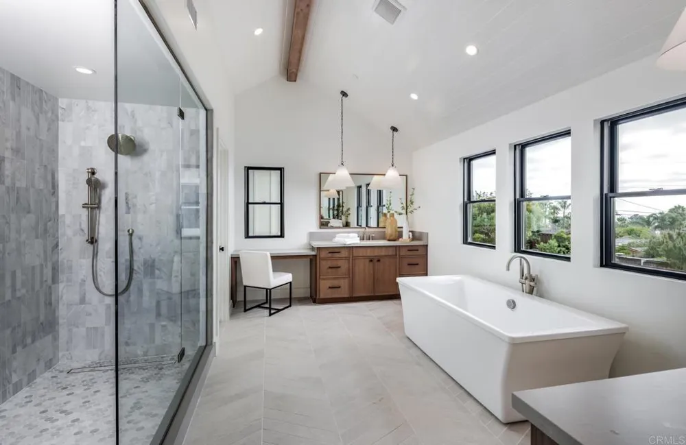 824 Conestoga Ct Encinitas, CA 92024