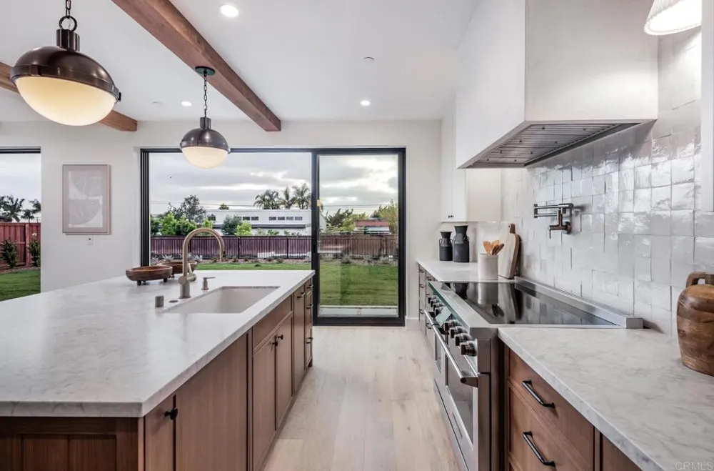 824 Conestoga Ct Encinitas, CA 92024