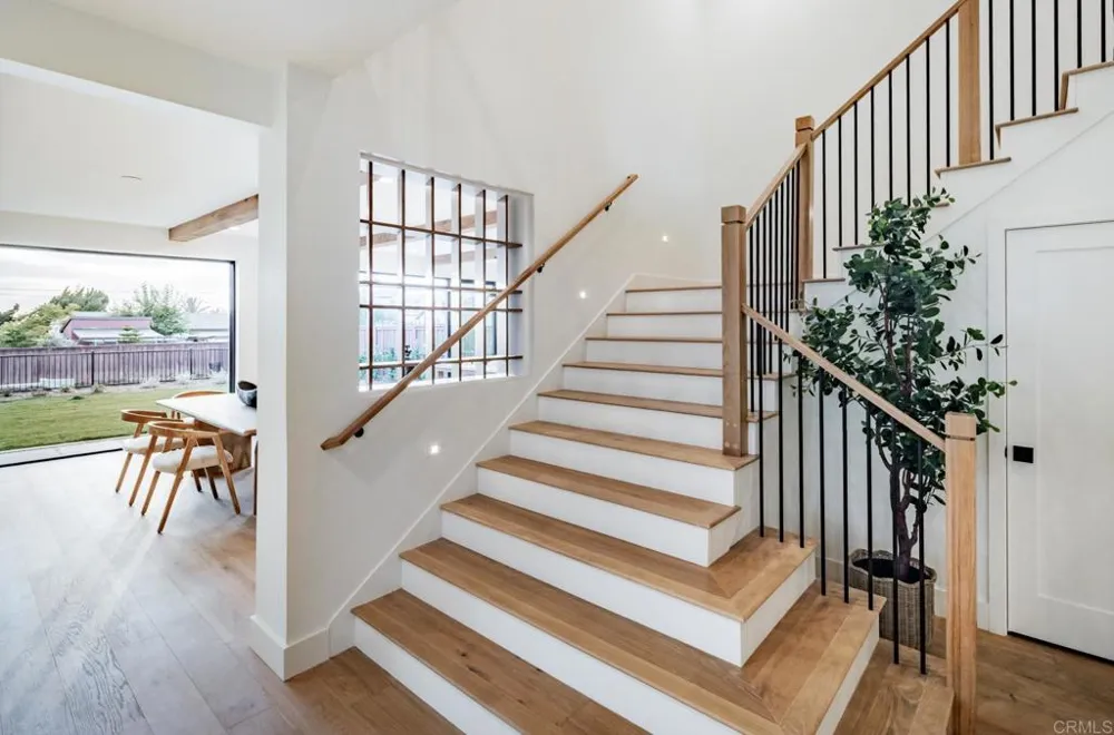 824 Conestoga Ct Encinitas, CA 92024