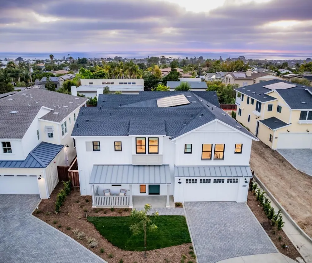 824 Conestoga Ct Encinitas, CA 92024