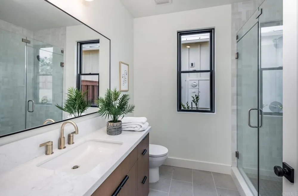 824 Conestoga Ct Encinitas, CA 92024