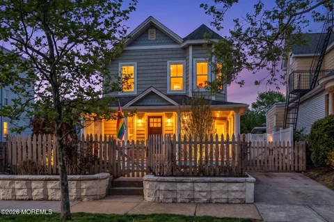 403 Sewall Avenue