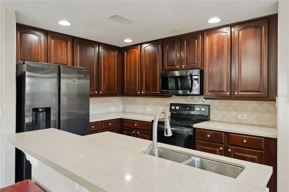 3527 CARUSO PLACE Oviedo, FL 32765
