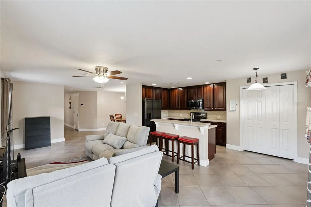3527 CARUSO PLACE Oviedo, FL 32765