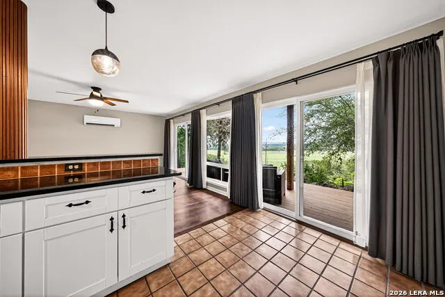 776 Grandview Circle Bandera, TX 78003